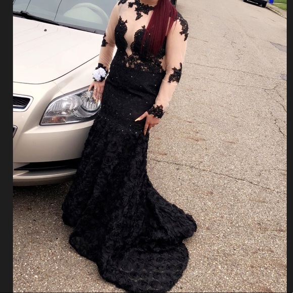 Prom dress - Picture 1 of 1